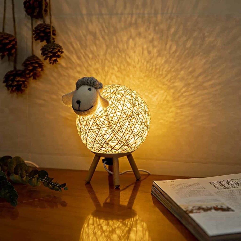 Tierische Tischlampe Schaf